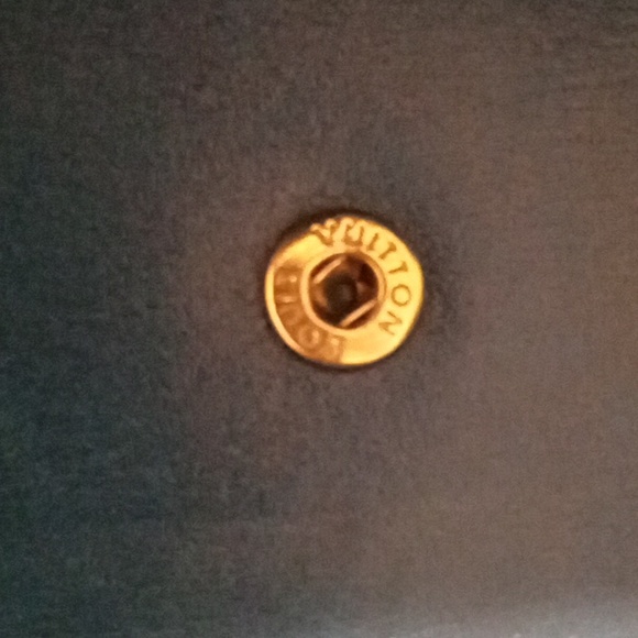 ✨HOST PICK ✨ BLUE VINTAGE EPI LEATHER LOUIS VUITTON WALLET. Tri fold - Picture 4 of 14